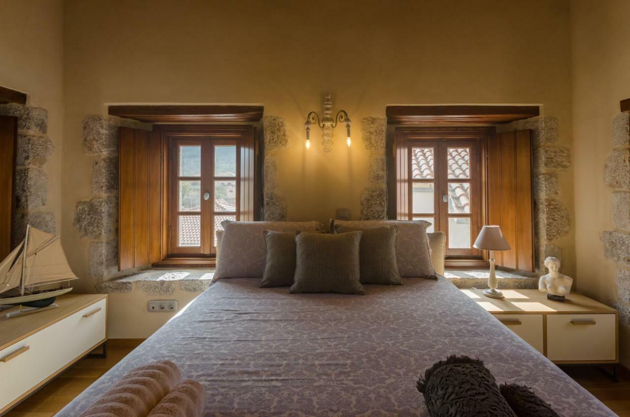Villa Panthemis à Leonídion Extérieur photo
