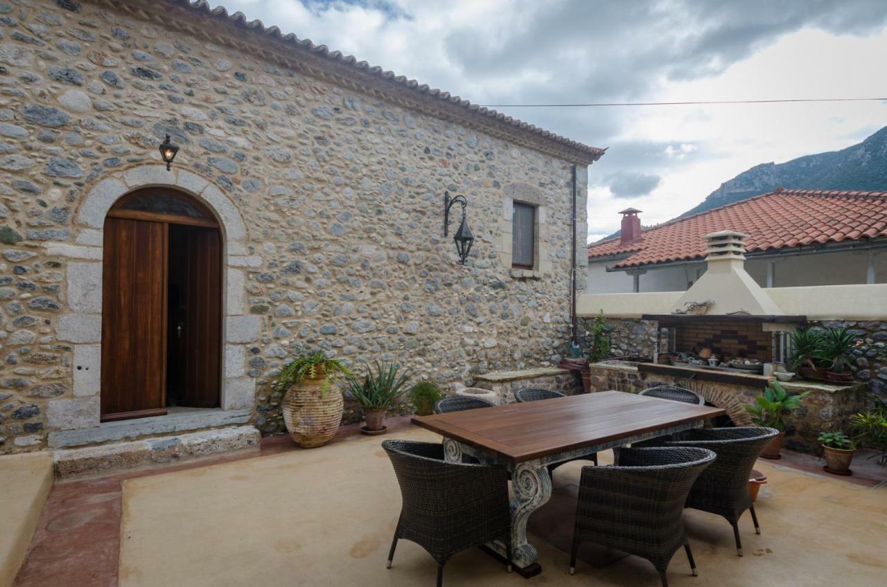 Villa Panthemis à Leonídion Extérieur photo